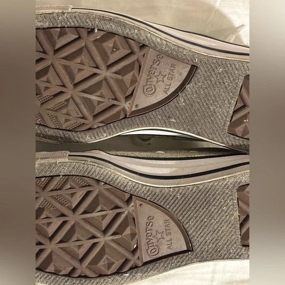 Converse Gold and White Sneakers - Picture 3 of 11